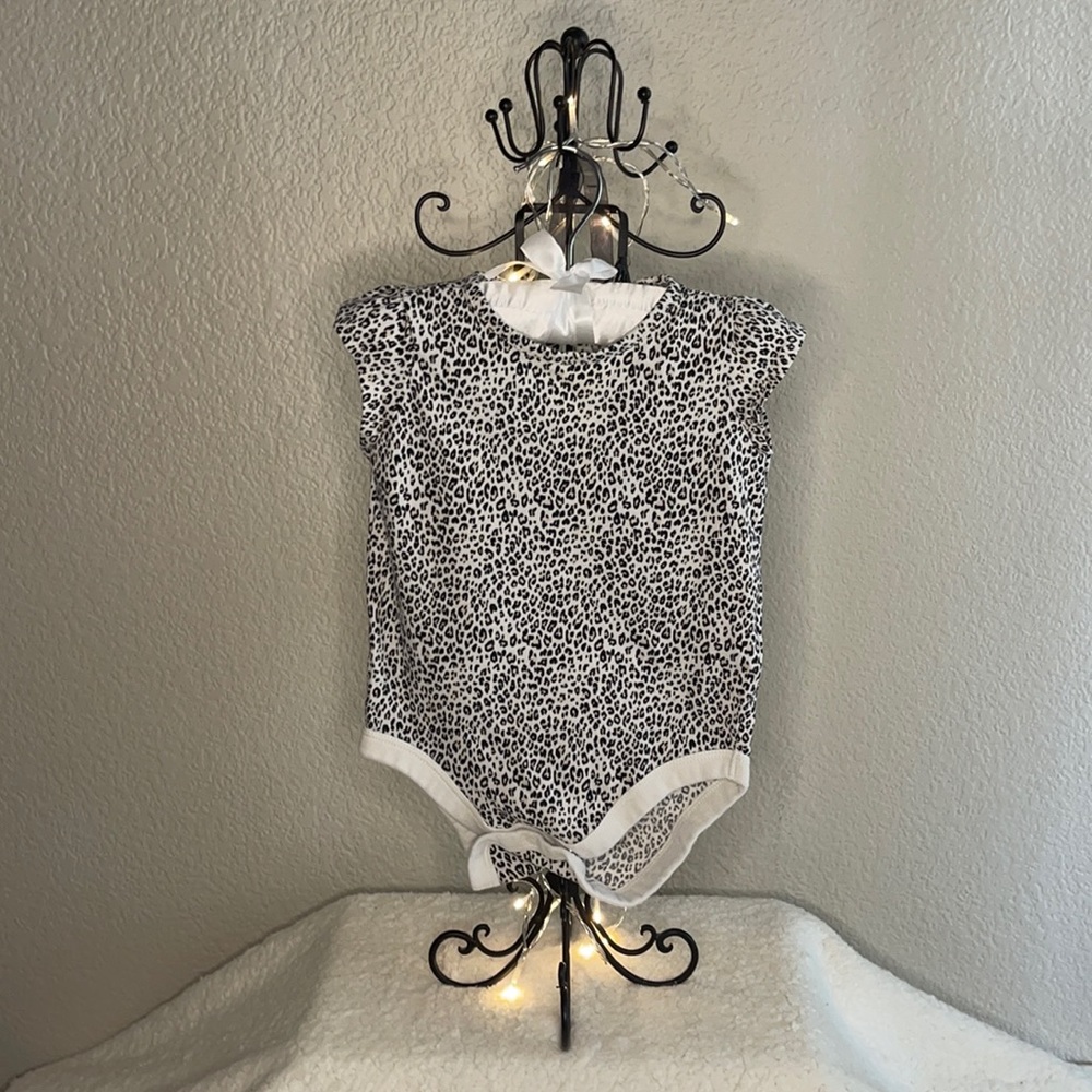 Baby gap leopard print onesie